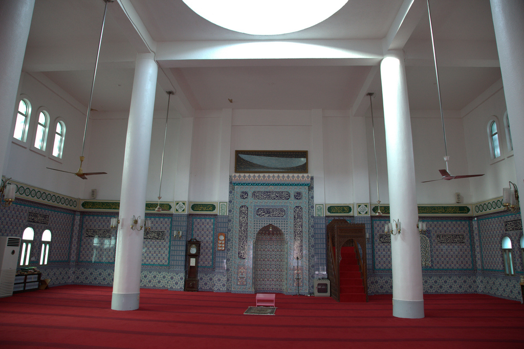首爾清真寺禮拜大殿內
