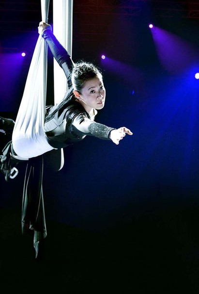 2010劉若英脫掉高跟鞋北京演唱會