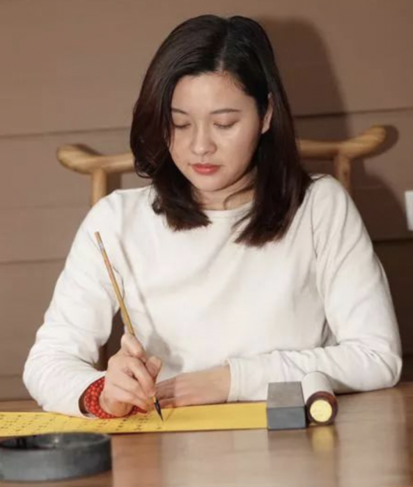 胡瑋(海派玉雕大師) 胡瑋(海派玉雕大師)