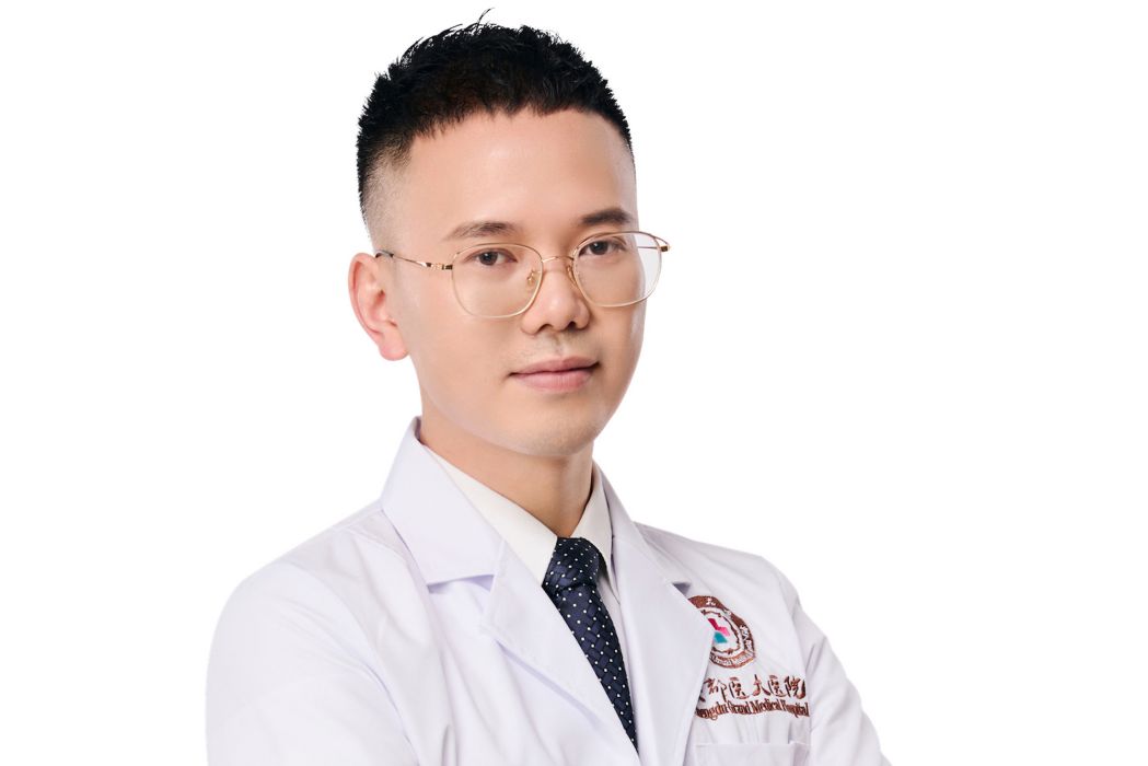 劉丹(成都達文西醫療美容醫院執業醫生) 劉丹(成都達文西醫療美容醫院執業醫生)