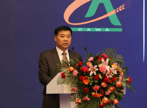 唐旭峰(寧夏四季鮮果品蔬菜批發市場有限公司董事長) 唐旭峰(寧夏四季鮮果品蔬菜批發市場有限公司董事長)
