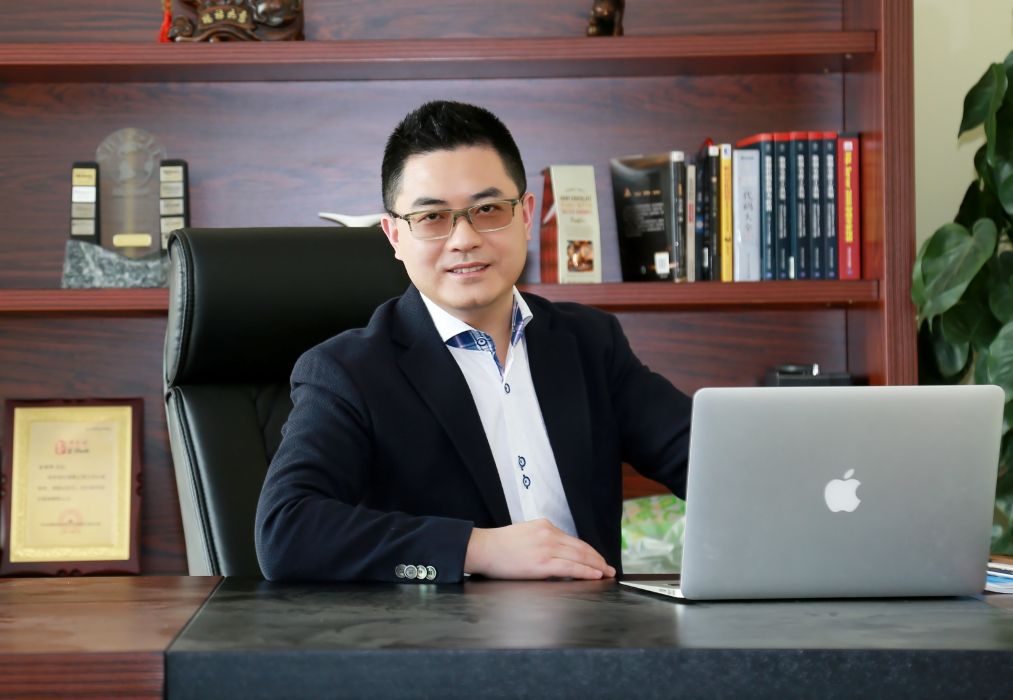 孫澤鋒(艾德思奇高級副總裁) 孫澤鋒(艾德思奇高級副總裁)
