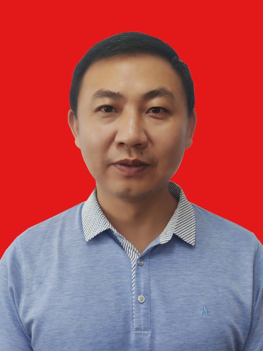程薛明 程薛明