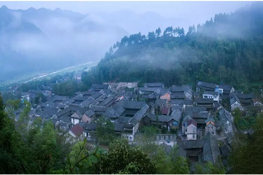 東屏村(浙江省三門縣橫渡鎮下轄村) 東屏村(浙江省三門縣橫渡鎮下轄村)