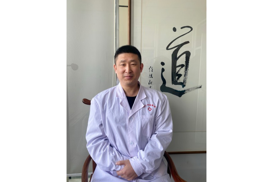 王愛民(龍港華仁中醫醫院院長) 王愛民(龍港華仁中醫醫院院長)