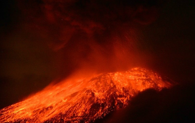 卡特邁型火山噴發