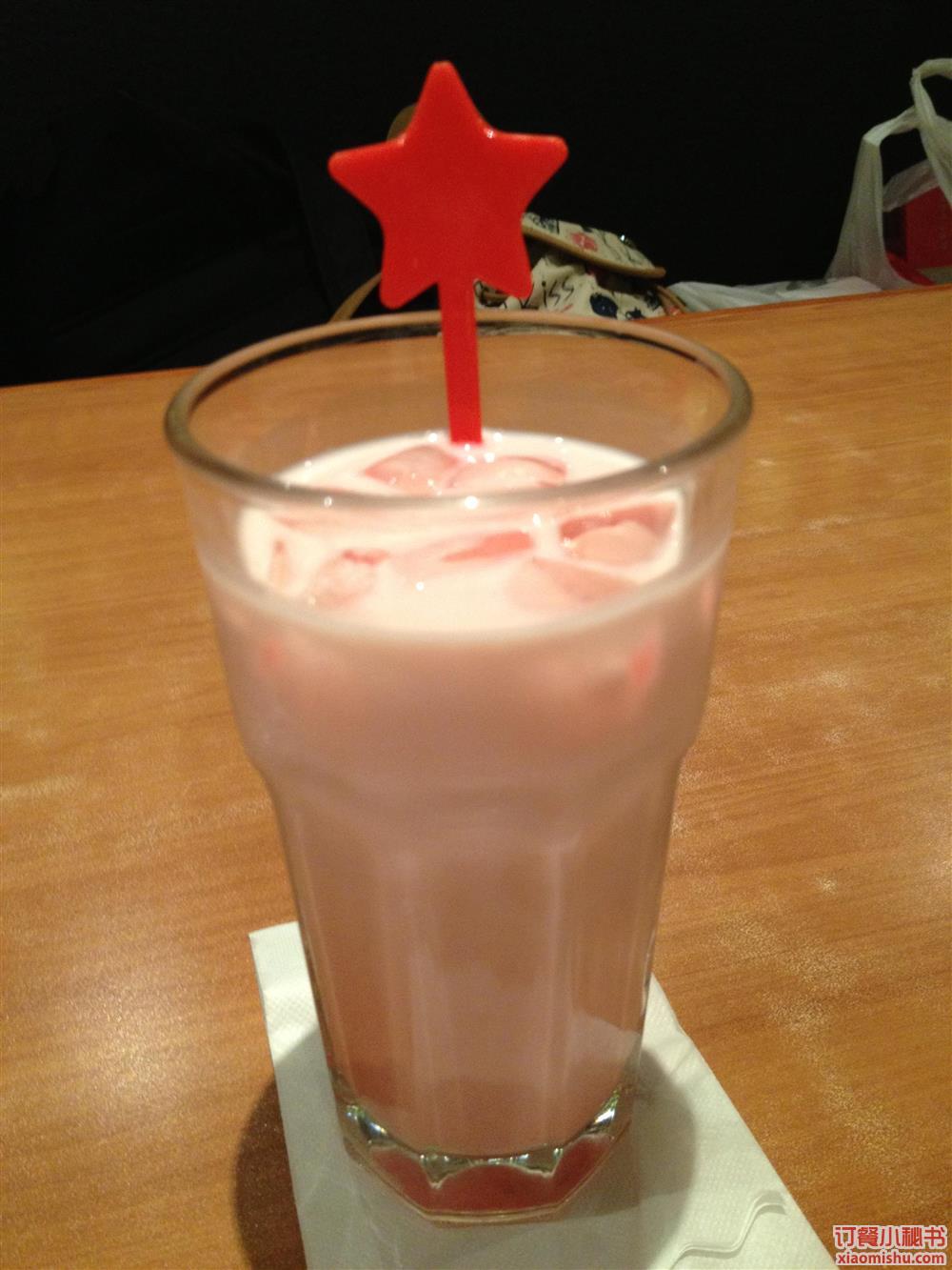 草莓奶酒