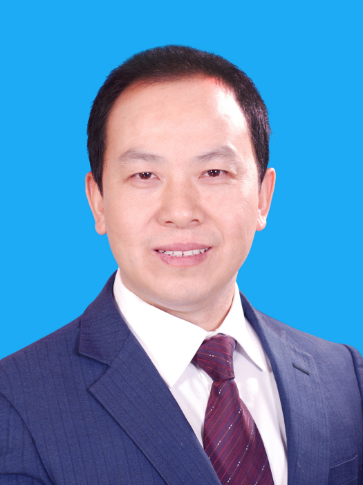 董六一 董六一