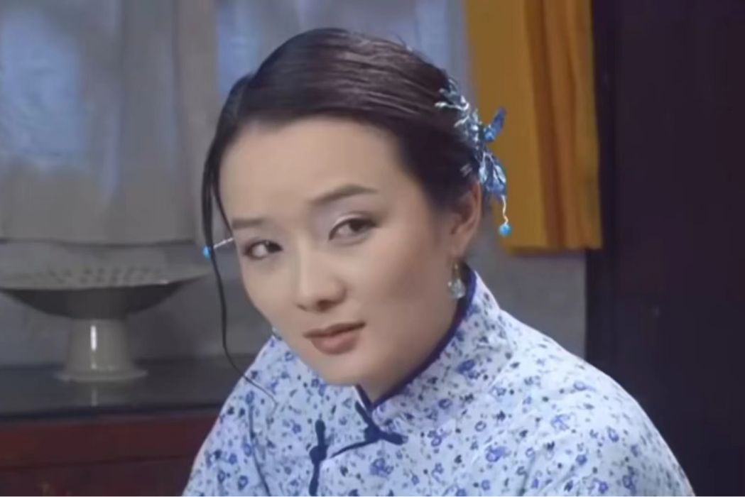 譚巧芸