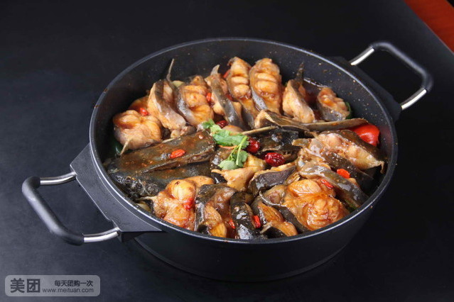 平鍋鯰魚 平鍋鯰魚