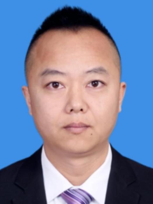 白迪(遼寧省開原市八棵樹鎮人民政府鎮長) 白迪(遼寧省開原市八棵樹鎮人民政府鎮長)