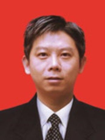 程軍(鶴峯縣人力資源和社會保障局黨組成員、副局長) 程軍(鶴峯縣人力資源和社會保障局黨組成員、副局長)