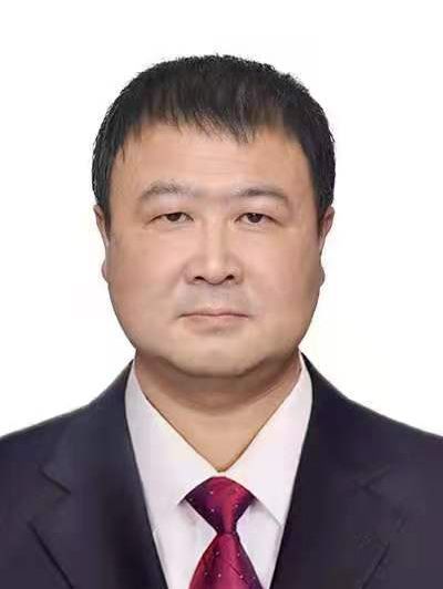 李果(貴州省畢節市織金縣財政局局長) 李果(貴州省畢節市織金縣財政局局長)