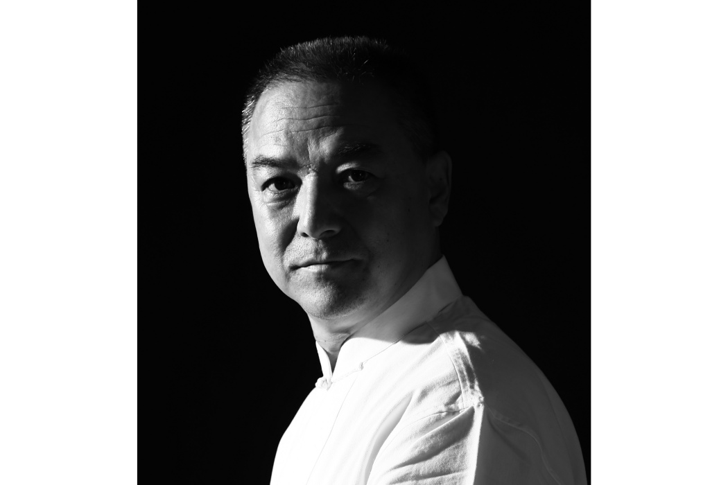 孔憲華(一級美術師) 孔憲華(一級美術師)