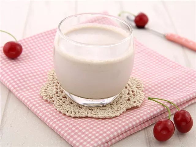 櫻桃牛奶飲