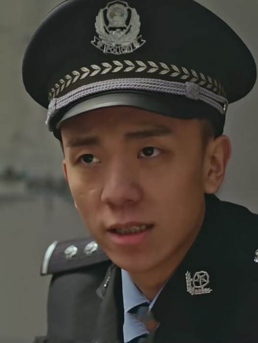 周強(男演員) 周強(男演員)