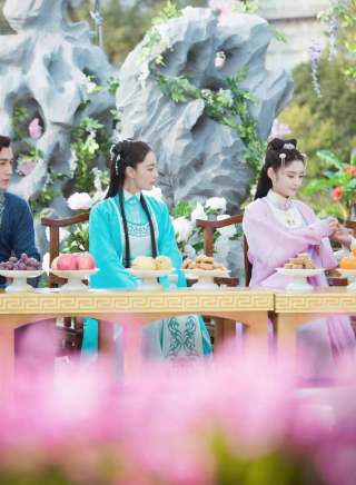 李瑞雪(中國內地女演員、導演) 李瑞雪(中國內地女演員、導演)