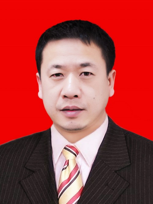 彭建忠(湖南省郴州市生態環境局桂陽分局黨組成員、副局長) 彭建忠(湖南省郴州市生態環境局桂陽分局黨組成員、副局長)