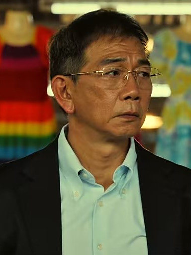 羅恩(動作網路電影《黑白潛行2》中的角色) 羅恩(動作網路電影《黑白潛行2》中的角色)