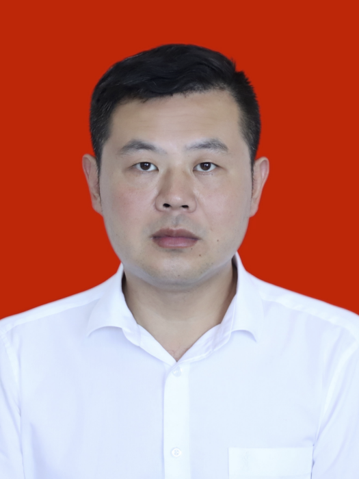 盛偉(江西省樂平市水利局黨組成員,兼武裝部部長和機關紀委書記) 盛偉(江西省樂平市水利局黨組成員,兼武裝部部長和機關紀委書記)