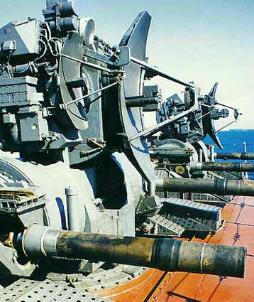 “卡什坦”艦載彈炮結合近程防空系統