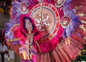 里約熱內盧狂歡節的森巴舞表演比賽