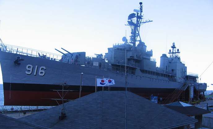 韓國海軍忠北級驅逐艦