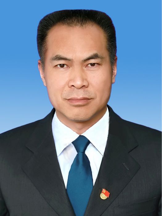 黃杰(中共蘆山縣委常委、縣總工會主席) 黃杰(中共蘆山縣委常委、縣總工會主席)