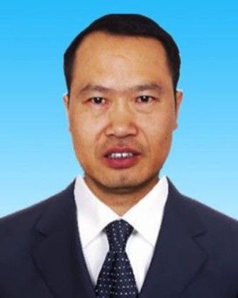 張富(呼和浩特市扶貧開發辦公室四級調研員) 張富(呼和浩特市扶貧開發辦公室四級調研員)