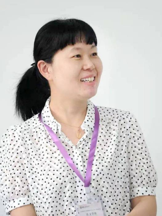 邵然(江蘇省宜興中學教師) 邵然(江蘇省宜興中學教師)