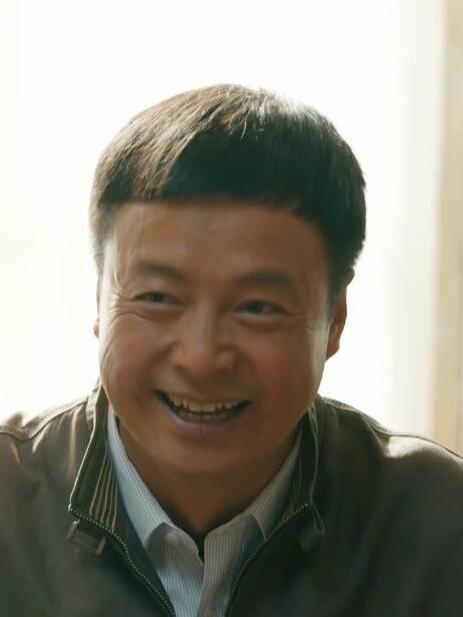 董大林(電視劇《青山是故鄉》中的角色) 董大林(電視劇《青山是故鄉》中的角色)