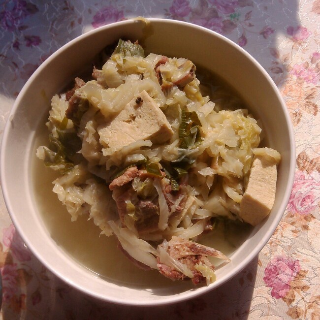 酸菜燉排骨凍豆腐