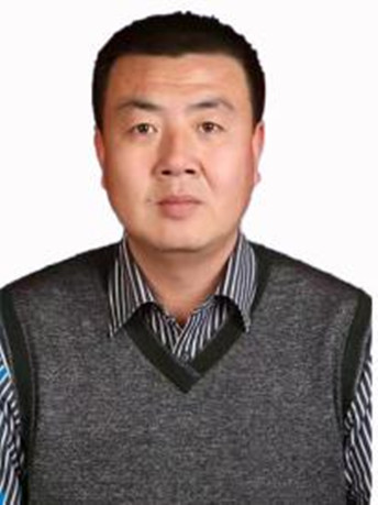 董國強(青海省西寧市城中區發展改革和工業化局黨組書記、局長) 董國強(青海省西寧市城中區發展改革和工業化局黨組書記、局長)