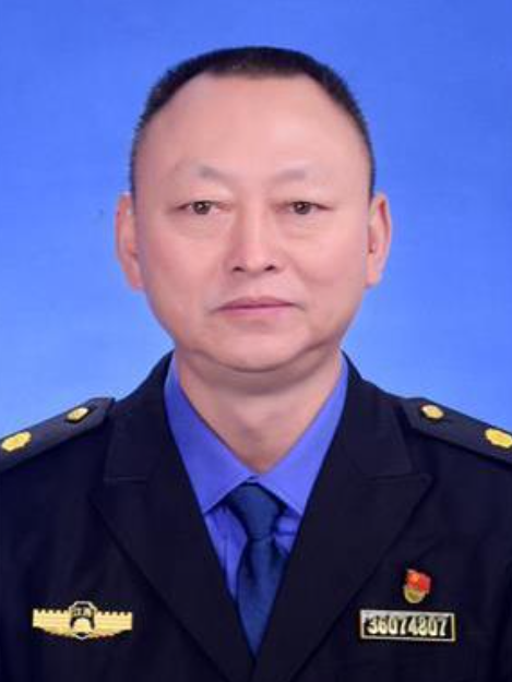何志安(江西省龍南縣城市管理局二級主任科員) 何志安(江西省龍南縣城市管理局二級主任科員)