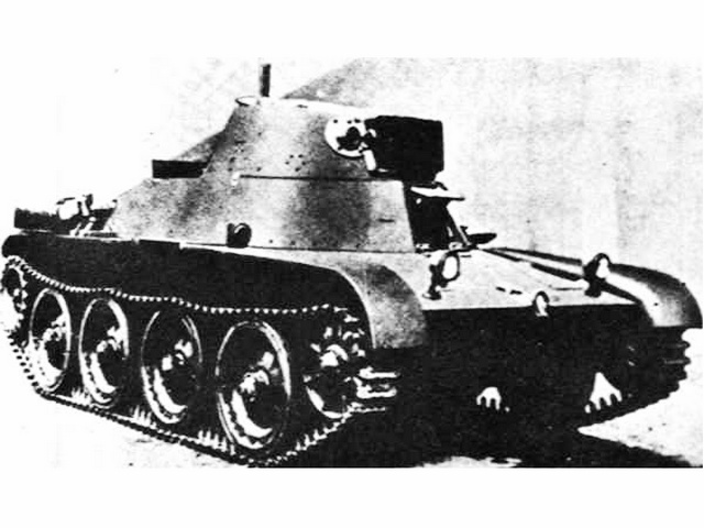 九八式輕型坦克試製型號（4對支重輪方案）