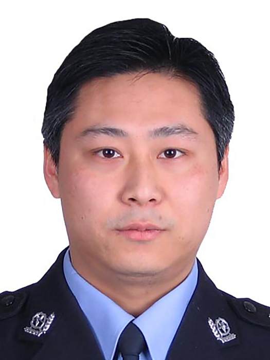 向勁松(湖北省恩施土家族苗族自治州巴東縣公安局黨委委員、政治處主任) 向勁松(湖北省恩施土家族苗族自治州巴東縣公安局黨委委員、政治處主任)