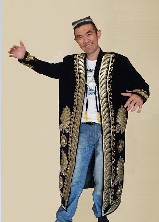 烏孜別克族青年男子服裝