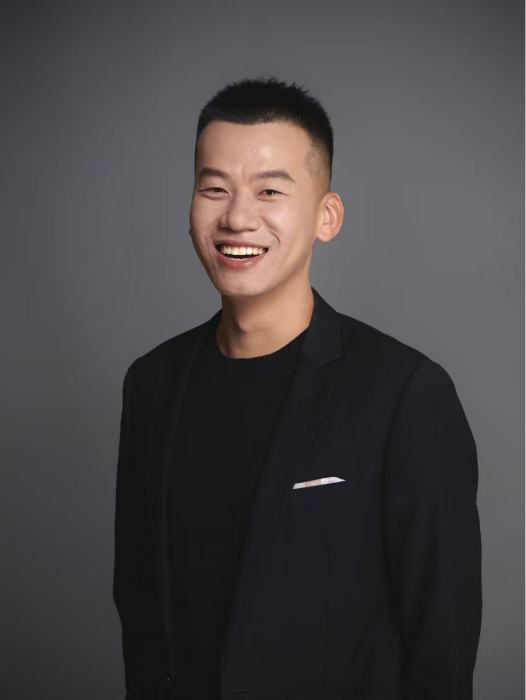 向宇(top創始人) 向宇(top創始人)