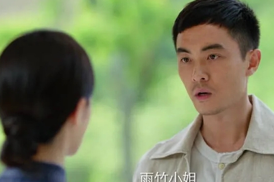 顧長發(電視劇《紅薔薇》中的次要角色,由李晟燁飾演) 顧長發(電視劇《紅薔薇》中的次要角色,由李晟燁飾演)