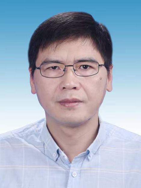 李日成(江西省龍南市供銷合作社聯合社理事會副主任) 李日成(江西省龍南市供銷合作社聯合社理事會副主任)