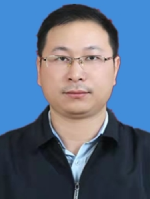 羅進(湖北省潛江市經濟和信息化局黨組成員、副局長) 羅進(湖北省潛江市經濟和信息化局黨組成員、副局長)