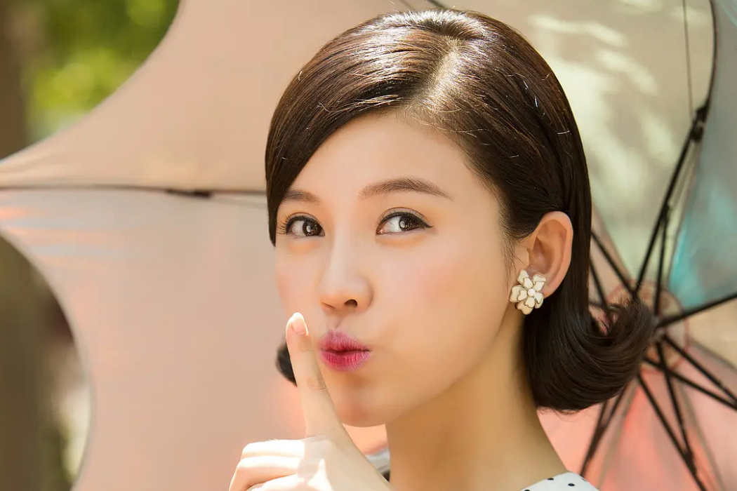 孟麗君(奇幻片《重返20歲》中的角色) 孟麗君(奇幻片《重返20歲》中的角色)