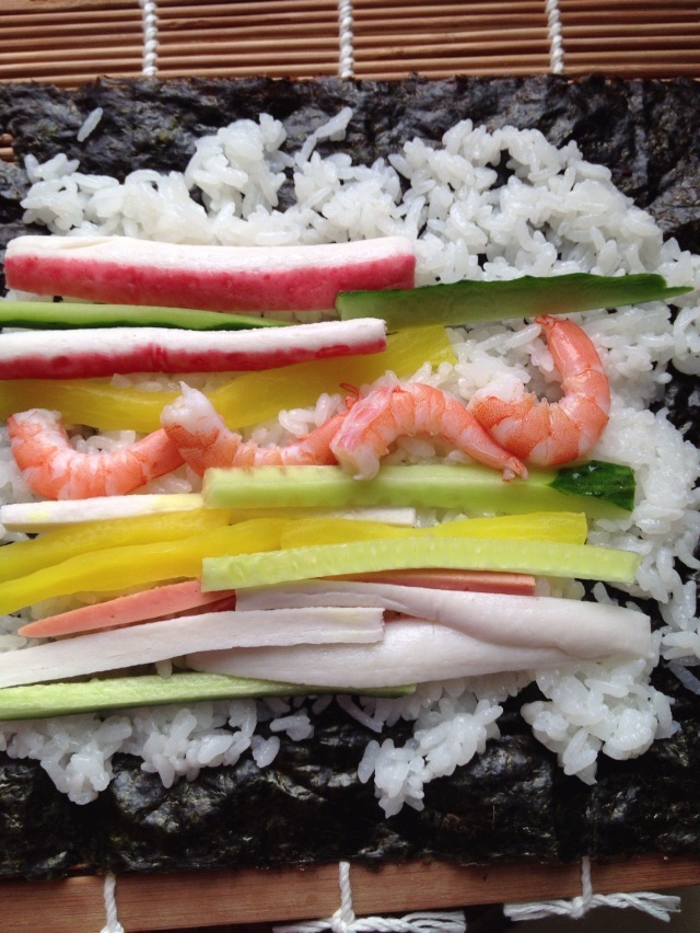 自製鮮蝦沙拉壽司