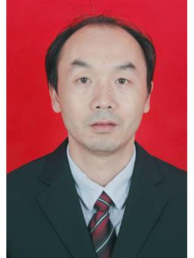 李正強(重慶市大足區衛生健康委員會黨委委員、重慶市大足區疾病預防控制中心主任) 李正強(重慶市大足區衛生健康委員會黨委委員、重慶市大足區疾病預防控制中心主任)