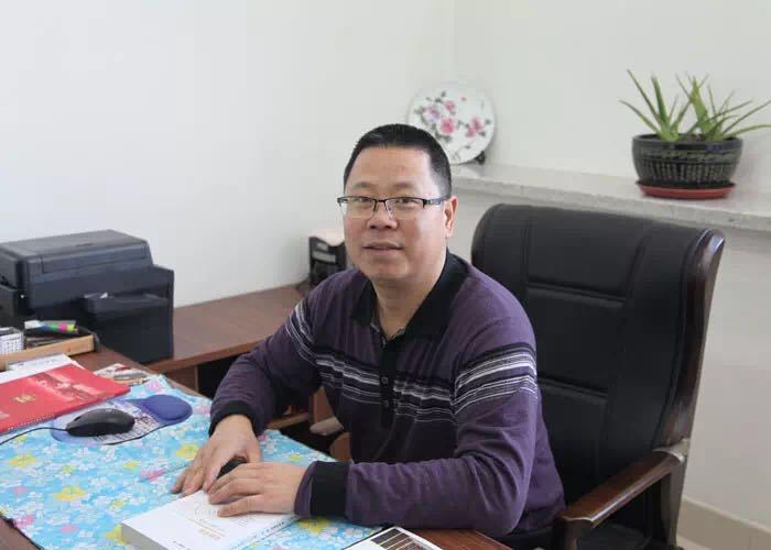程彪(吉林大學哲學基礎理論研究中心教授) 程彪(吉林大學哲學基礎理論研究中心教授)