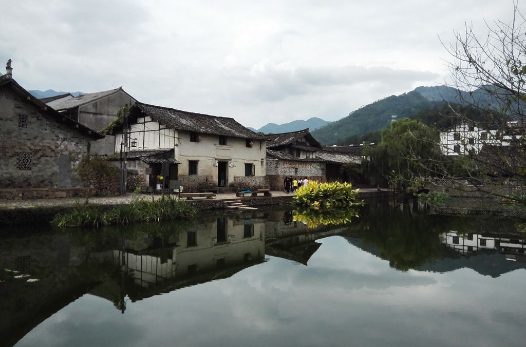 畔路村 畔路村