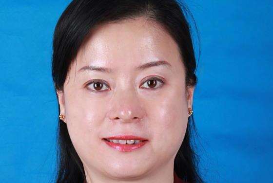 胡宏(成都市成華區雙橋子街道黨工委委員、綜合便民服務中心主任) 胡宏(成都市成華區雙橋子街道黨工委委員、綜合便民服務中心主任)