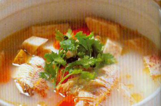 紅杉魚煲香芋湯