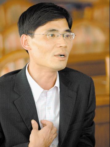 陸擁軍 陸擁軍