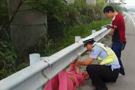 接生交警 接生交警